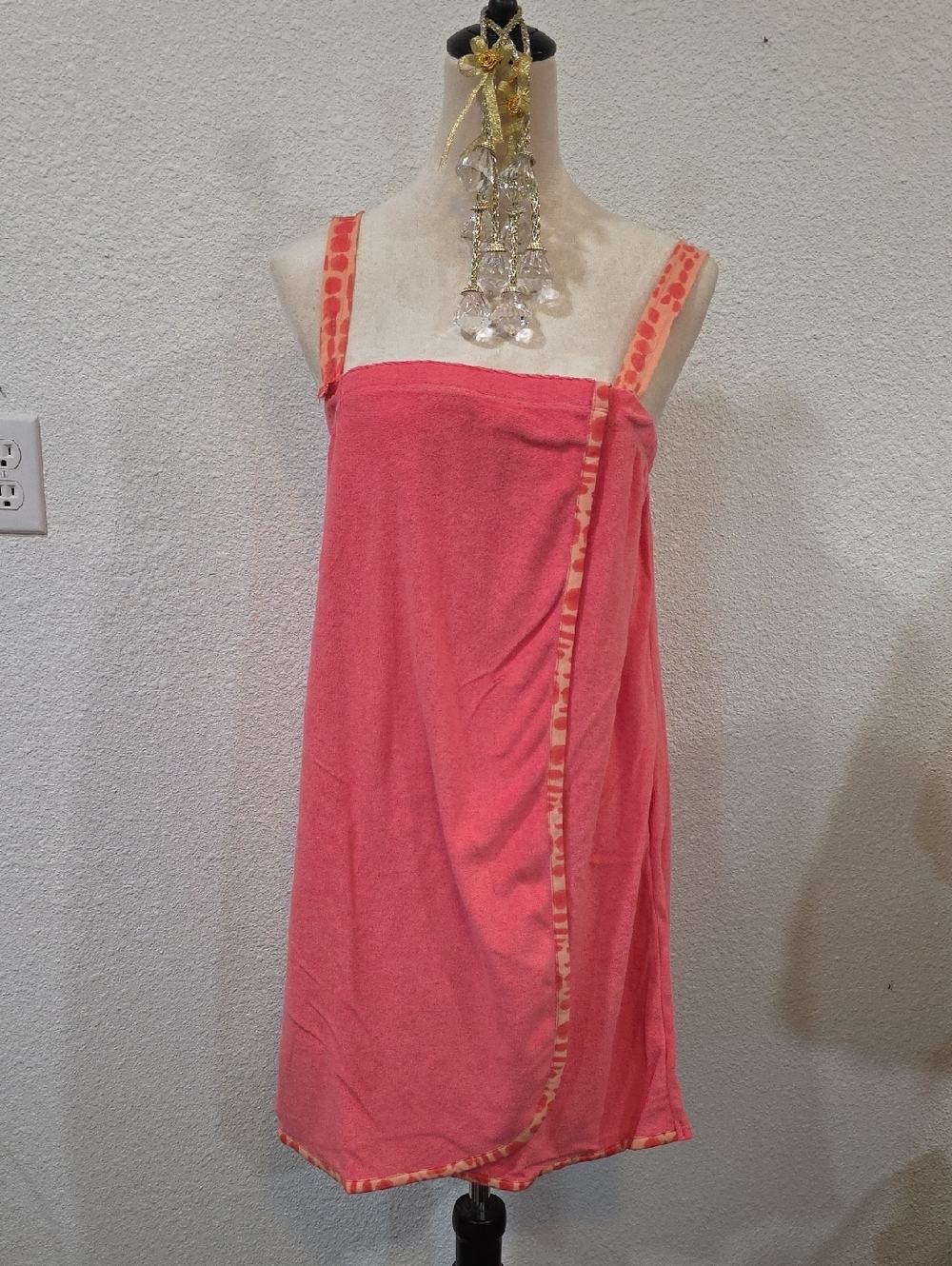 Avon Pink and Coral Shower Wrap